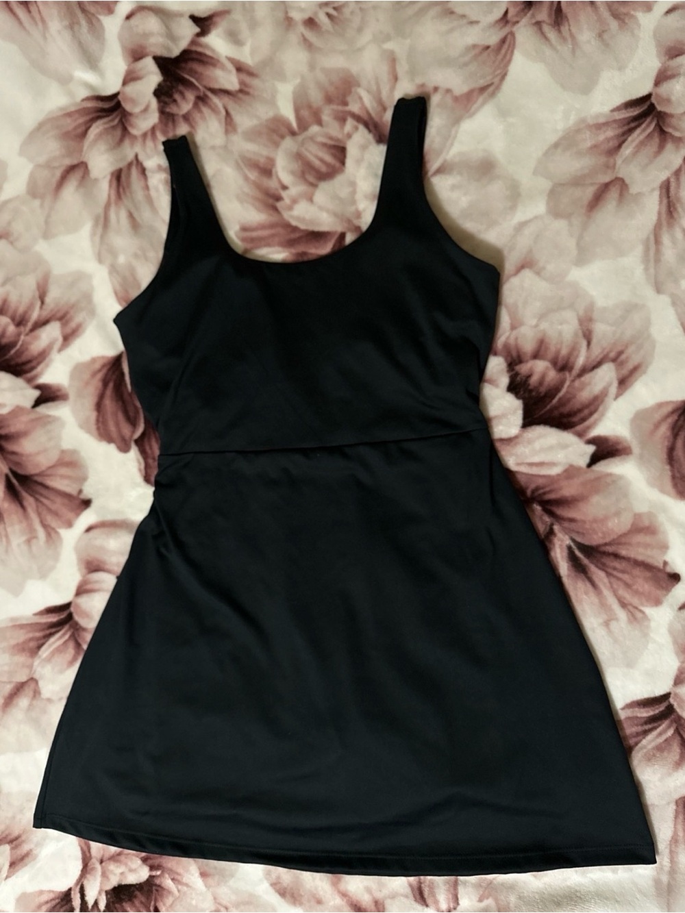 GapFit Black active Dress with built in shorts and bra